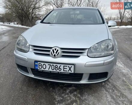 Серый Фольксваген Гольф, объемом двигателя 1.6 л и пробегом 241 тыс. км за 4500 $, фото 1 на Automoto.ua