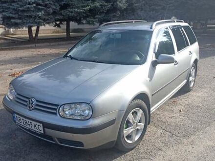 Фольксваген Гольф 2003 у Вознесенске на Automoto.ua Сірий Фольксваген Гольф, об'ємом двигуна 1.6 л та пробігом 211 тис. км за 4600 $, фото 1 на Automoto.ua