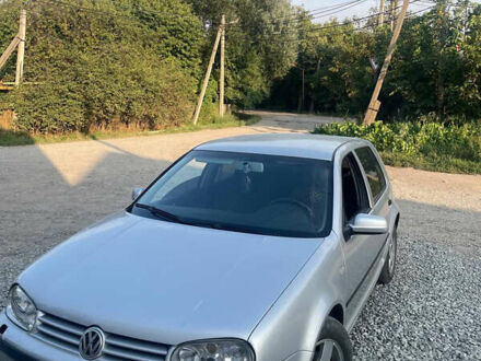 Сірий Фольксваген Гольф, об'ємом двигуна 1.39 л та пробігом 50 тис. км за 2999 $, фото 1 на Automoto.ua