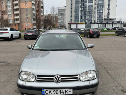 Серый Фольксваген Гольф, объемом двигателя 1.6 л и пробегом 246 тыс. км за 5300 $, фото 1 на Automoto.ua