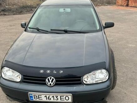 Серый Фольксваген Гольф, объемом двигателя 1.39 л и пробегом 245 тыс. км за 4400 $, фото 1 на Automoto.ua
