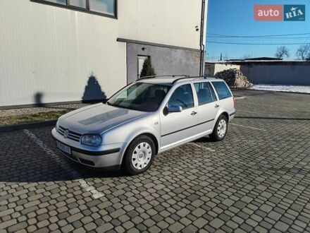 Фольксваген Гольф 2003 в Ивано-Франковске на Automoto.ua Серый Фольксваген Гольф, объемом двигателя 1.6 л и пробегом 187 тыс. км за 4300 $, фото 1 на Automoto.ua