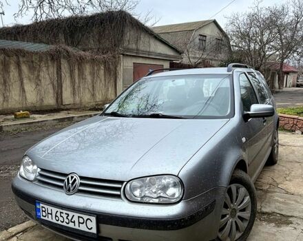Сірий Фольксваген Гольф, об'ємом двигуна 1.6 л та пробігом 250 тис. км за 3200 $, фото 1 на Automoto.ua