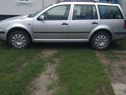 Серый Фольксваген Гольф, объемом двигателя 1.6 л и пробегом 332 тыс. км за 4500 $, фото 1 на Automoto.ua