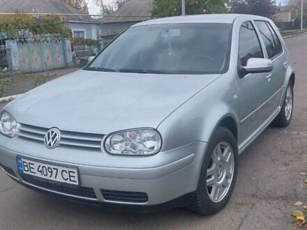 Фольксваген Гольф 2003 у Миколаєві на Automoto.ua Сірий Фольксваген Гольф, об'ємом двигуна 1.6 л та пробігом 154 тис. км за 5500 $, фото 1 на Automoto.ua