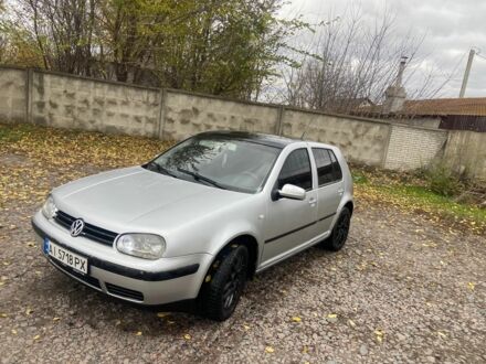 Фольксваген Гольф 2003 в Макарове на Automoto.ua Серый Фольксваген Гольф, объемом двигателя 1.6 л и пробегом 300 тыс. км за 3350 $, фото 1 на Automoto.ua