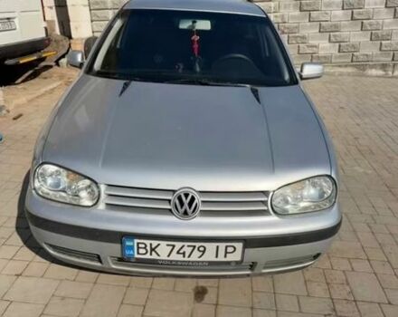 Серый Фольксваген Гольф, объемом двигателя 1.6 л и пробегом 145 тыс. км за 5000 $, фото 1 на Automoto.ua