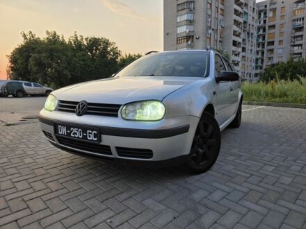 Серый Фольксваген Гольф, объемом двигателя 1.9 л и пробегом 368 тыс. км за 2999 $, фото 1 на Automoto.ua