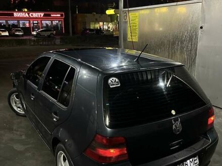 Фольксваген Гольф 2003 в Броварах на Automoto.ua Серый Фольксваген Гольф, объемом двигателя 1.6 л и пробегом 338 тыс. км за 3999 $, фото 1 на Automoto.ua