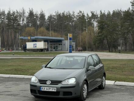 Сірий Фольксваген Гольф, об'ємом двигуна 1.6 л та пробігом 299 тис. км за 5300 $, фото 1 на Automoto.ua