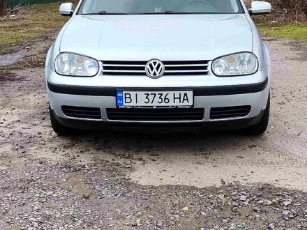 Фольксваген Гольф 2003 у Миргороде на Automoto.ua Сірий Фольксваген Гольф, об'ємом двигуна 1.6 л та пробігом 220 тис. км за 5000 $, фото 1 на Automoto.ua
