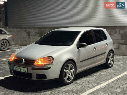 Серый Фольксваген Гольф, объемом двигателя 1.6 л и пробегом 202 тыс. км за 5100 $, фото 1 на Automoto.ua