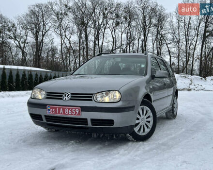 Серый Фольксваген Гольф, объемом двигателя 1.6 л и пробегом 165 тыс. км за 5850 $, фото 1 на Automoto.ua