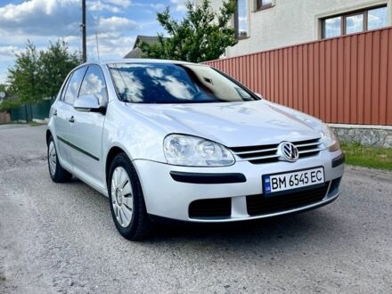 Фольксваген Гольф 2004 у Ахтырке на Automoto.ua Сірий Фольксваген Гольф, об'ємом двигуна 1.6 л та пробігом 259 тис. км за 5300 $, фото 1 на Automoto.ua