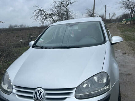 Сірий Фольксваген Гольф, об'ємом двигуна 1.6 л та пробігом 140 тис. км за 6900 $, фото 1 на Automoto.ua