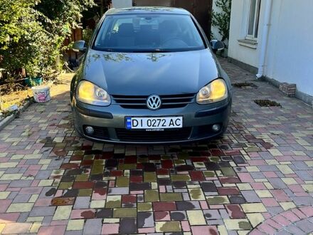 Серый Фольксваген Гольф, объемом двигателя 1.9 л и пробегом 275 тыс. км за 5200 $, фото 1 на Automoto.ua