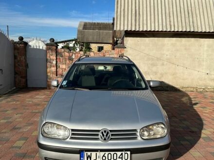 Серый Фольксваген Гольф, объемом двигателя 1.9 л и пробегом 322 тыс. км за 1950 $, фото 1 на Automoto.ua