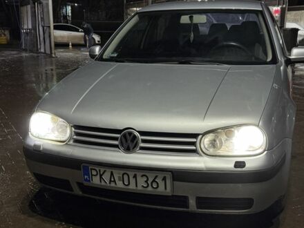 Серый Фольксваген Гольф, объемом двигателя 1.9 л и пробегом 350 тыс. км за 1600 $, фото 1 на Automoto.ua