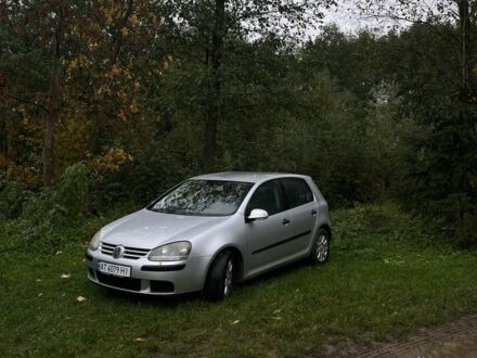Фольксваген Гольф 2004 в Богородчанах на Automoto.ua Серый Фольксваген Гольф, объемом двигателя 1.6 л и пробегом 201 тыс. км за 5900 $, фото 1 на Automoto.ua