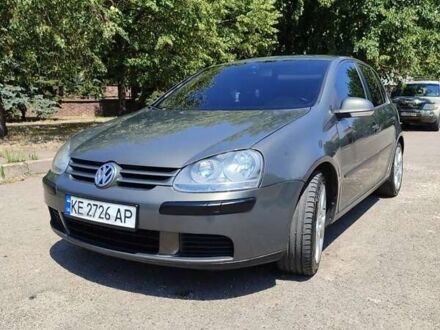 Фольксваген Гольф 2004 у Кривому Розі на Automoto.ua Сірий Фольксваген Гольф, об'ємом двигуна 2 л та пробігом 280 тис. км за 6500 $, фото 1 на Automoto.ua