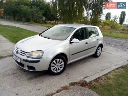 Фольксваген Гольф 2004 в Вараш (Кузнецовск) на Automoto.ua Серый Фольксваген Гольф, объемом двигателя 1.6 л и пробегом 240 тыс. км за 4500 $, фото 1 на Automoto.ua
