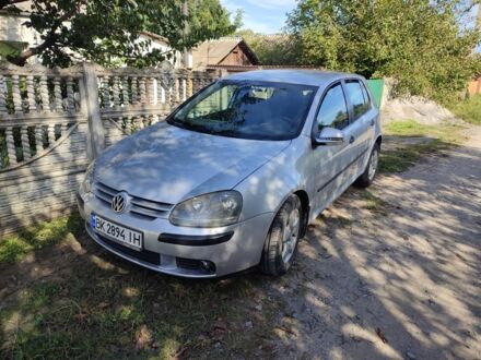 Фольксваген Гольф 2004 в Хмельнике на Automoto.ua Серый Фольксваген Гольф, объемом двигателя 1.4 л и пробегом 150 тыс. км за 4450 $, фото 1 на Automoto.ua