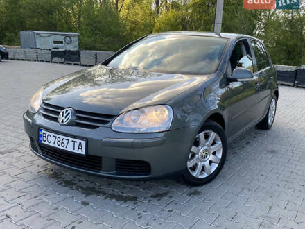 Фольксваген Гольф 2004 в Дрогобыче на Automoto.ua Серый Фольксваген Гольф, объемом двигателя 1.6 л и пробегом 244 тыс. км за 5799 $, фото 1 на Automoto.ua