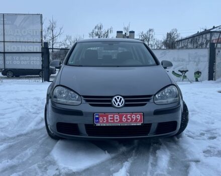 Серый Фольксваген Гольф, объемом двигателя 1.6 л и пробегом 207 тыс. км за 5500 $, фото 1 на Automoto.ua