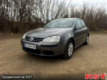Серый Фольксваген Гольф, объемом двигателя 1.4 л и пробегом 196 тыс. км за 5200 $, фото 1 на Automoto.ua