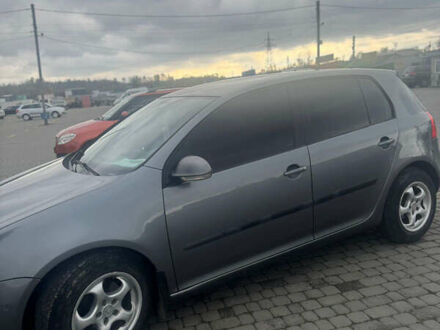 Серый Фольксваген Гольф, объемом двигателя 1.6 л и пробегом 211 тыс. км за 4500 $, фото 1 на Automoto.ua