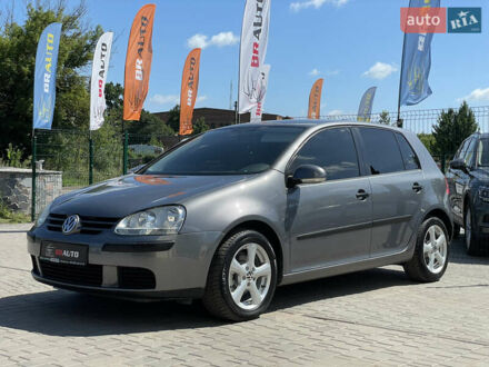 Фольксваген Гольф 2005 в Бердичеве на Automoto.ua Серый Фольксваген Гольф, объемом двигателя 1.6 л и пробегом 165 тыс. км за 6555 $, фото 1 на Automoto.ua