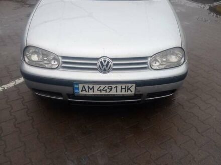 Серый Фольксваген Гольф, объемом двигателя 1.6 л и пробегом 302 тыс. км за 4400 $, фото 1 на Automoto.ua