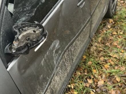 Фольксваген Гольф 2005 в Изюме на Automoto.ua Серый Фольксваген Гольф, объемом двигателя 1.9 л и пробегом 370 тыс. км за 1503 $, фото 1 на Automoto.ua