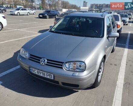 Серый Фольксваген Гольф, объемом двигателя 1.6 л и пробегом 257 тыс. км за 4500 $, фото 1 на Automoto.ua