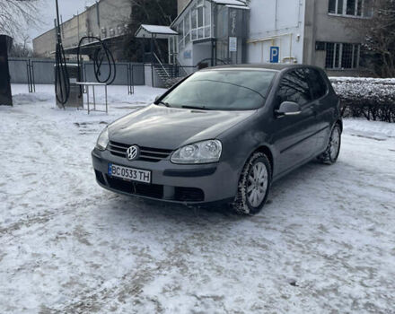 Серый Фольксваген Гольф, объемом двигателя 1.6 л и пробегом 257 тыс. км за 5200 $, фото 1 на Automoto.ua