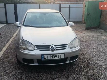 Фольксваген Гольф 2005 в Миргороде на Automoto.ua Серый Фольксваген Гольф, объемом двигателя 1.6 л и пробегом 242 тыс. км за 5150 $, фото 1 на Automoto.ua