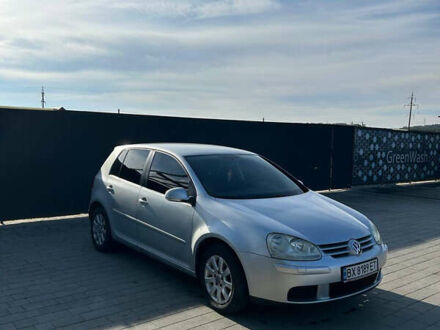 Серый Фольксваген Гольф, объемом двигателя 1.4 л и пробегом 294 тыс. км за 5500 $, фото 1 на Automoto.ua