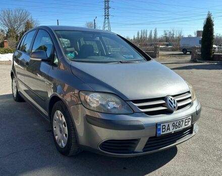 Серый Фольксваген Гольф, объемом двигателя 1.4 л и пробегом 209 тыс. км за 5000 $, фото 1 на Automoto.ua