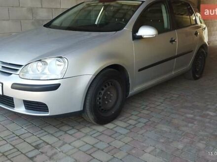 Фольксваген Гольф 2005 в Ровно на Automoto.ua Серый Фольксваген Гольф, объемом двигателя 1.39 л и пробегом 273 тыс. км за 4800 $, фото 1 на Automoto.ua