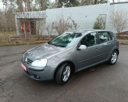 Серый Фольксваген Гольф, объемом двигателя 2 л и пробегом 185 тыс. км за 5800 $, фото 1 на Automoto.ua