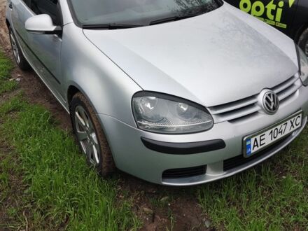 Фольксваген Гольф 2005 у Дніпро (Дніпропетровську) на Automoto.ua Сірий Фольксваген Гольф, об'ємом двигуна 1.4 л та пробігом 280 тис. км за 5000 $, фото 1 на Automoto.ua