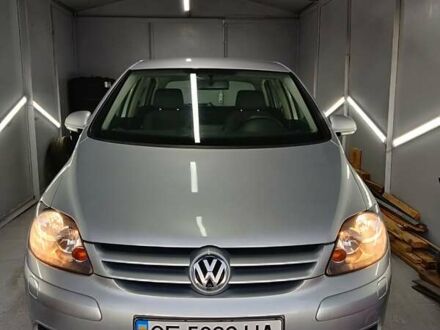 Сірий Фольксваген Гольф, об'ємом двигуна 1.6 л та пробігом 185 тис. км за 5800 $, фото 1 на Automoto.ua