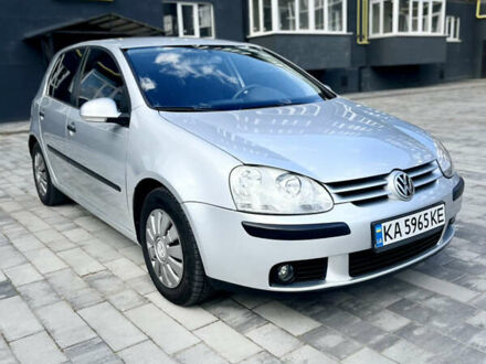 Серый Фольксваген Гольф, объемом двигателя 1.6 л и пробегом 287 тыс. км за 5800 $, фото 1 на Automoto.ua