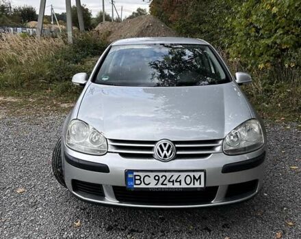 Серый Фольксваген Гольф, объемом двигателя 1.6 л и пробегом 221 тыс. км за 4200 $, фото 1 на Automoto.ua