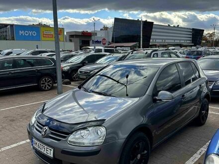 Сірий Фольксваген Гольф, об'ємом двигуна 1.4 л та пробігом 230 тис. км за 5100 $, фото 1 на Automoto.ua