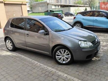 Фольксваген Гольф 2006 в Виннице на Automoto.ua Серый Фольксваген Гольф, объемом двигателя 1.6 л и пробегом 308 тыс. км за 5700 $, фото 1 на Automoto.ua