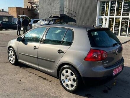 Сірий Фольксваген Гольф, об'ємом двигуна 1.6 л та пробігом 235 тис. км за 6500 $, фото 1 на Automoto.ua