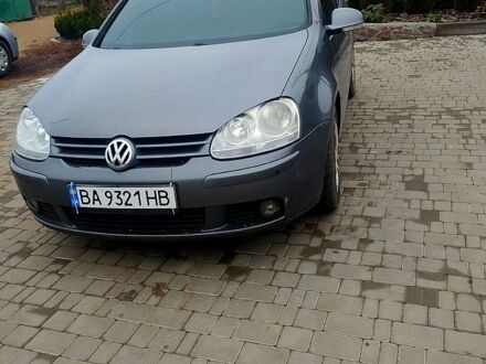 Фольксваген Гольф 2006 у Новоукраинке на Automoto.ua Сірий Фольксваген Гольф, об'ємом двигуна 1.6 л та пробігом 252 тис. км за 5500 $, фото 1 на Automoto.ua