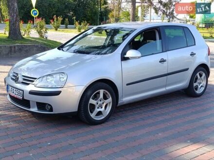 Фольксваген Гольф 2006 в Староконстантинов на Automoto.ua Серый Фольксваген Гольф, объемом двигателя 1.6 л и пробегом 210 тыс. км за 5599 $, фото 1 на Automoto.ua