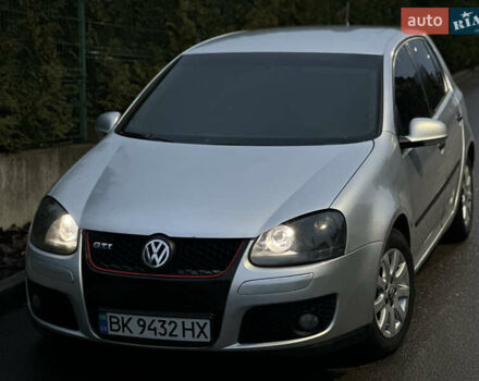 Серый Фольксваген Гольф, объемом двигателя 1.97 л и пробегом 350 тыс. км за 4900 $, фото 1 на Automoto.ua